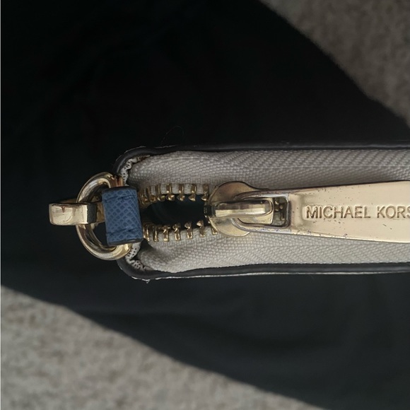 Michael Kors Jet Set Travel Continental Long Wallet - Picture 7 of 8